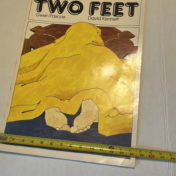 Big book: Two feet - Picture 6 of 6